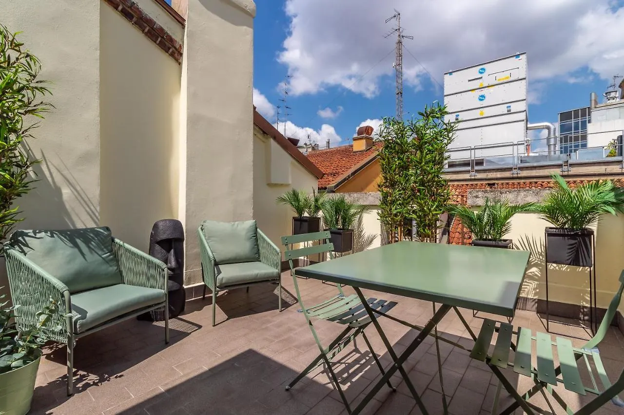 Zen Garden Rooftop Terrace And Duomo View Milán Apartamento